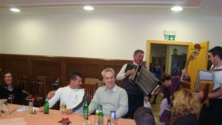 image-775